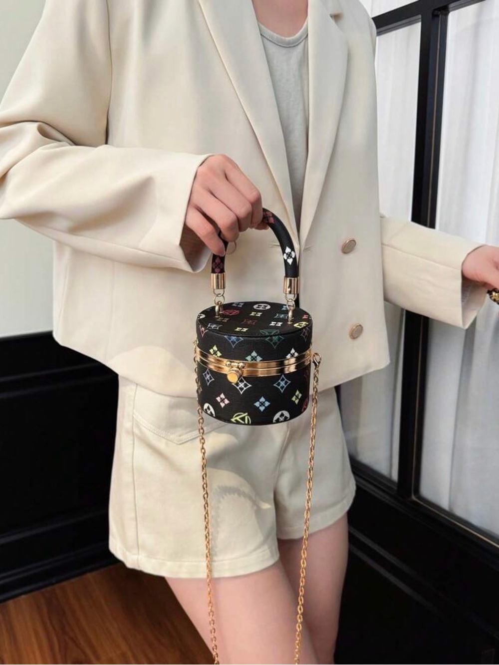 Luxury Black Multicolor Logo Print Handbag with Gold Hardware - Picture 7 of 9